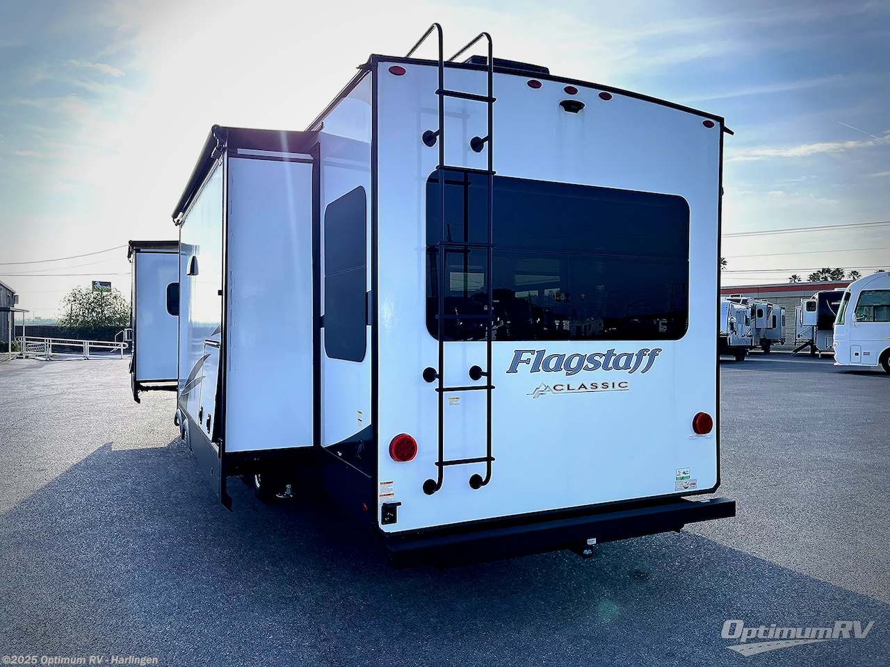 Contact us now about this 2024 Forest River Flagstaff Classic 832lKRL! 2024 Flagstaff Classic 832lKRL by Forest River from Optimum RV - Harlingen in La Feria, Texas