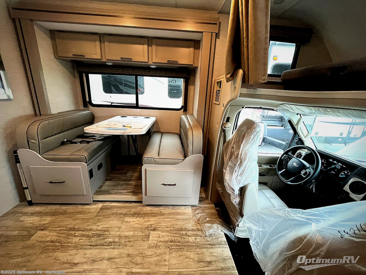 Used 2024 Thor Chateau 25V available in La Feria, Texas