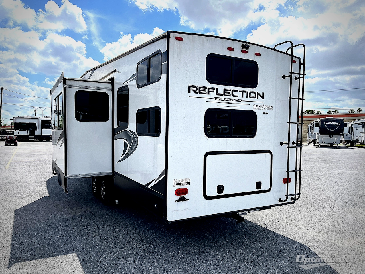 Call now about this 2023 Grand Design Reflection 150 Series 268BH! 2023 Grand Design Reflection 150 Series 268BH - Used Fifth Wheel For Sale by Optimum RV - Harlingen in La Feria, Texas features Slideout, Awning