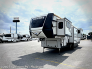 Call now about this 2022 Forest River Sierra 391FLRB! 2022 Forest River Sierra 391FLRB - Used Fifth Wheel For Sale by Optimum RV - Harlingen in La Feria, Texas features Awning, Slideout