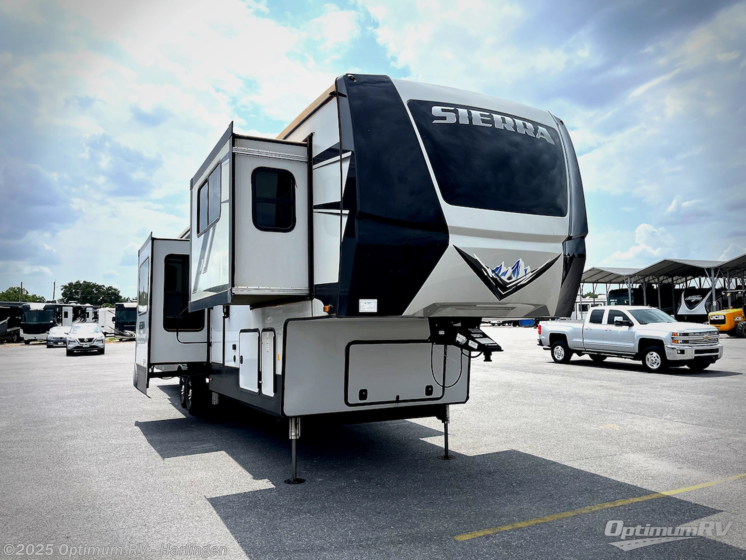 Email now about this 2022 Forest River Sierra 391FLRB! Used 2022 Forest River Sierra 391FLRB available in La Feria, Texas