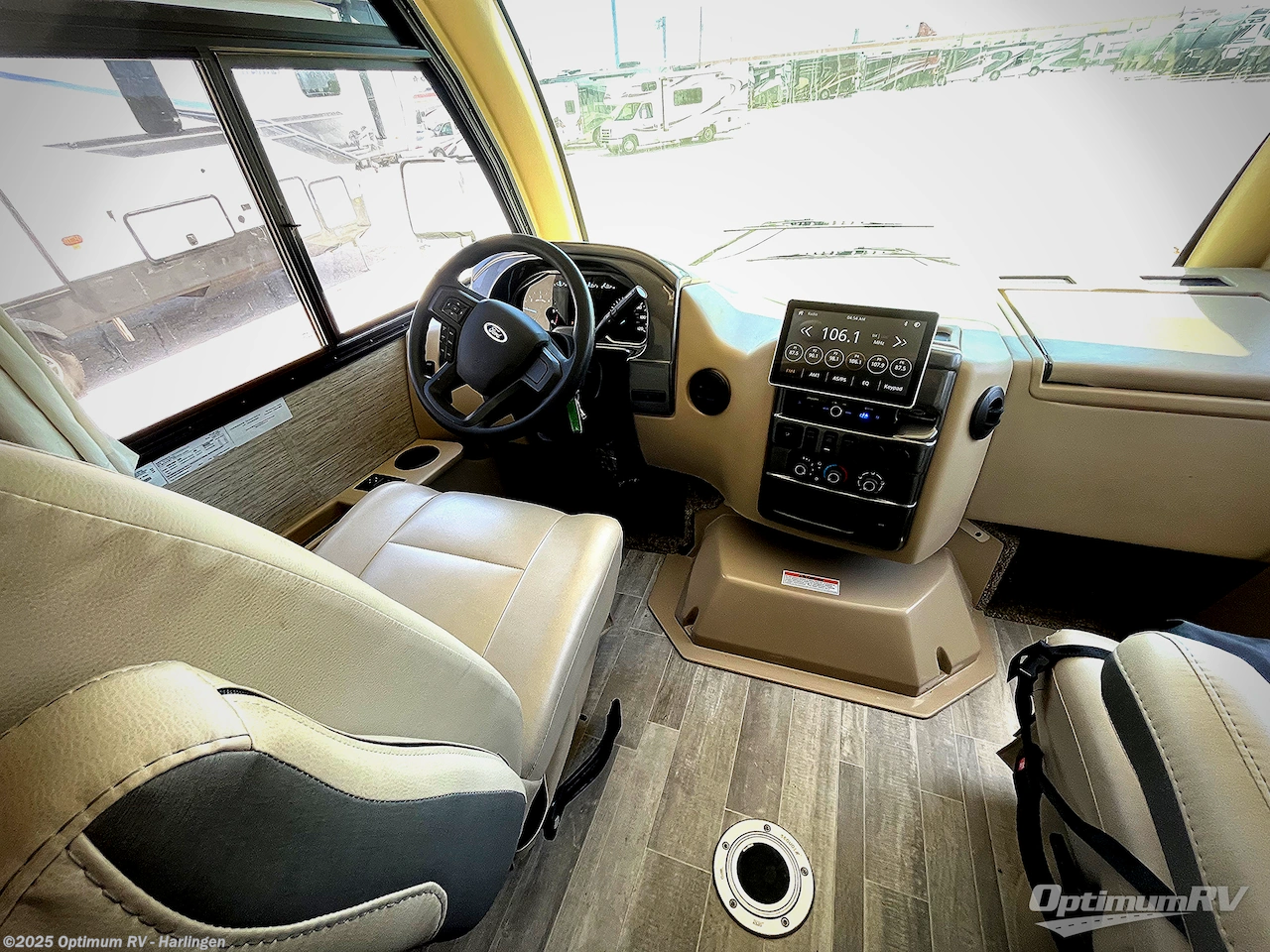 Used 2022 Thor Axis 24.4 available in La Feria, Texas