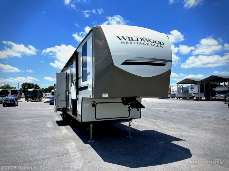 Email now about this 2024 Forest River Wildwood Heritage Glen 353BED! Used 2024 Forest River Wildwood Heritage Glen 353BED available in La Feria, Texas