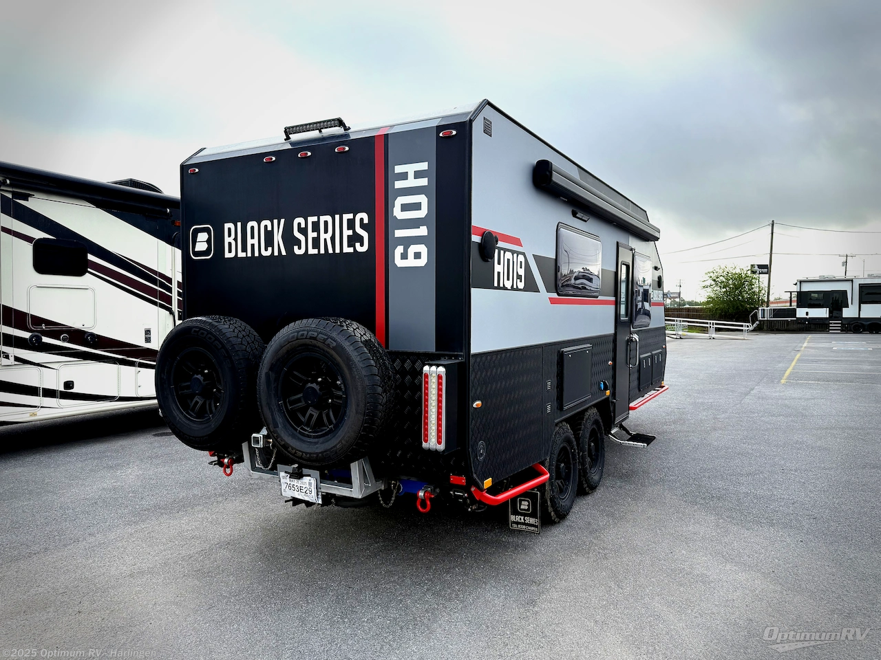 Call now about this 2024 Black Series HQ Series HQ19! 2024 Black Series HQ Series HQ19 - Used Travel Trailer For Sale by Optimum RV - Harlingen in La Feria, Texas features Awning