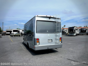 Used 2015 Leisure Travel Unity U24TB available in La Feria, Texas