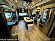 Used 2021 Skyline Alliance Paradigm 370FB available in La Feria, Texas