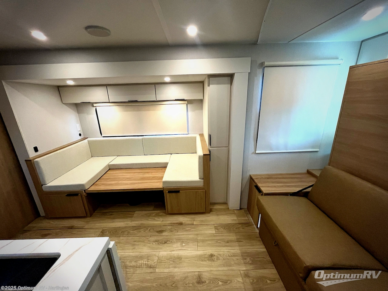 New 2026 Winnebago Thrive 22MBH available in La Feria, Texas