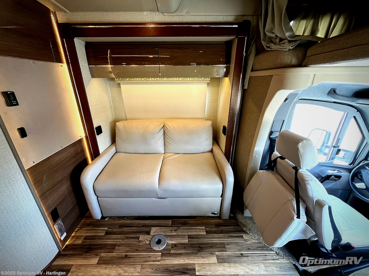 Used 2017 Itasca Navion 24V available in La Feria, Texas