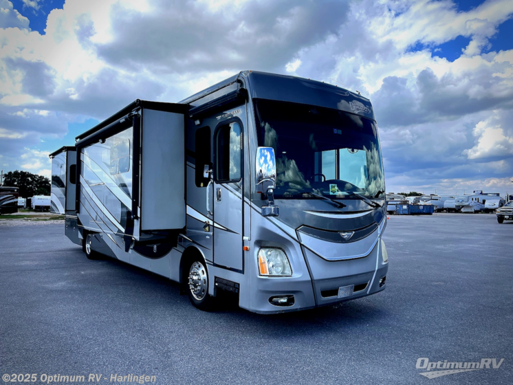 Email now about this 2015 Fleetwood Discovery 40E! Used 2015 Fleetwood Discovery 40E available in La Feria, Texas