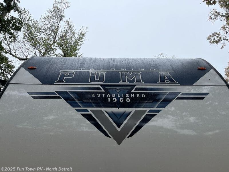 Call now about this 2024 Palomino Puma 32RBFQ2! 2024 Palomino Puma 32RBFQ2 - New Travel Trailer For Sale by Fun Town RV - North Detroit in North Branch, Michigan