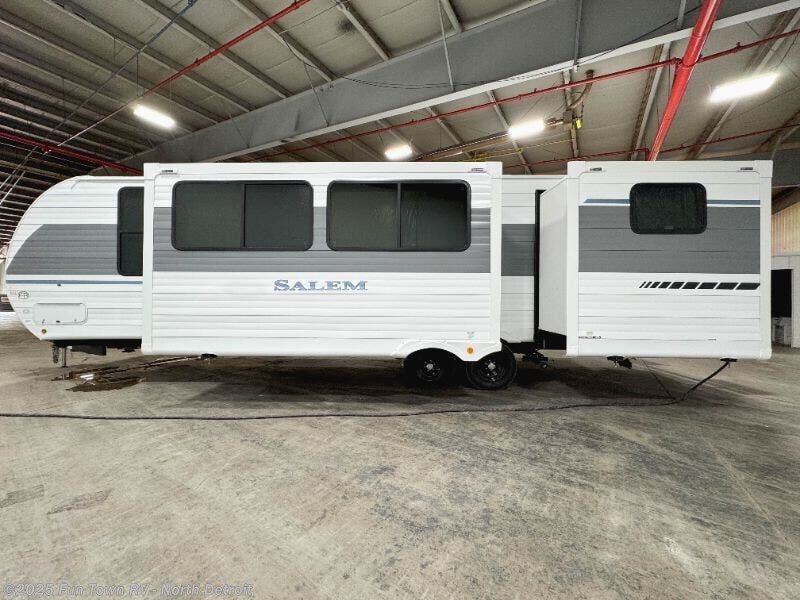 New 2025 Forest River Salem 31KQBTS available in North Branch, Michigan