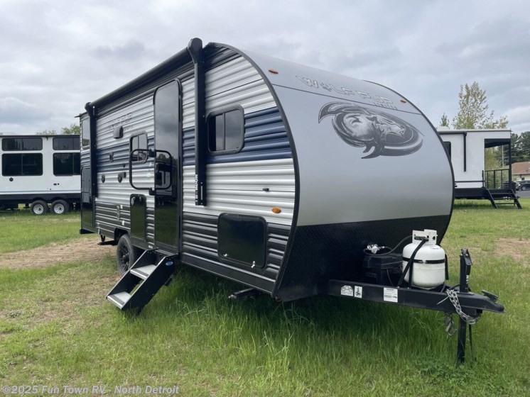 Email now about this 2022 Forest River Cherokee Wolf Pup 17JG! Used 2022 Forest River Cherokee Wolf Pup 17JG available in North Branch, Michigan