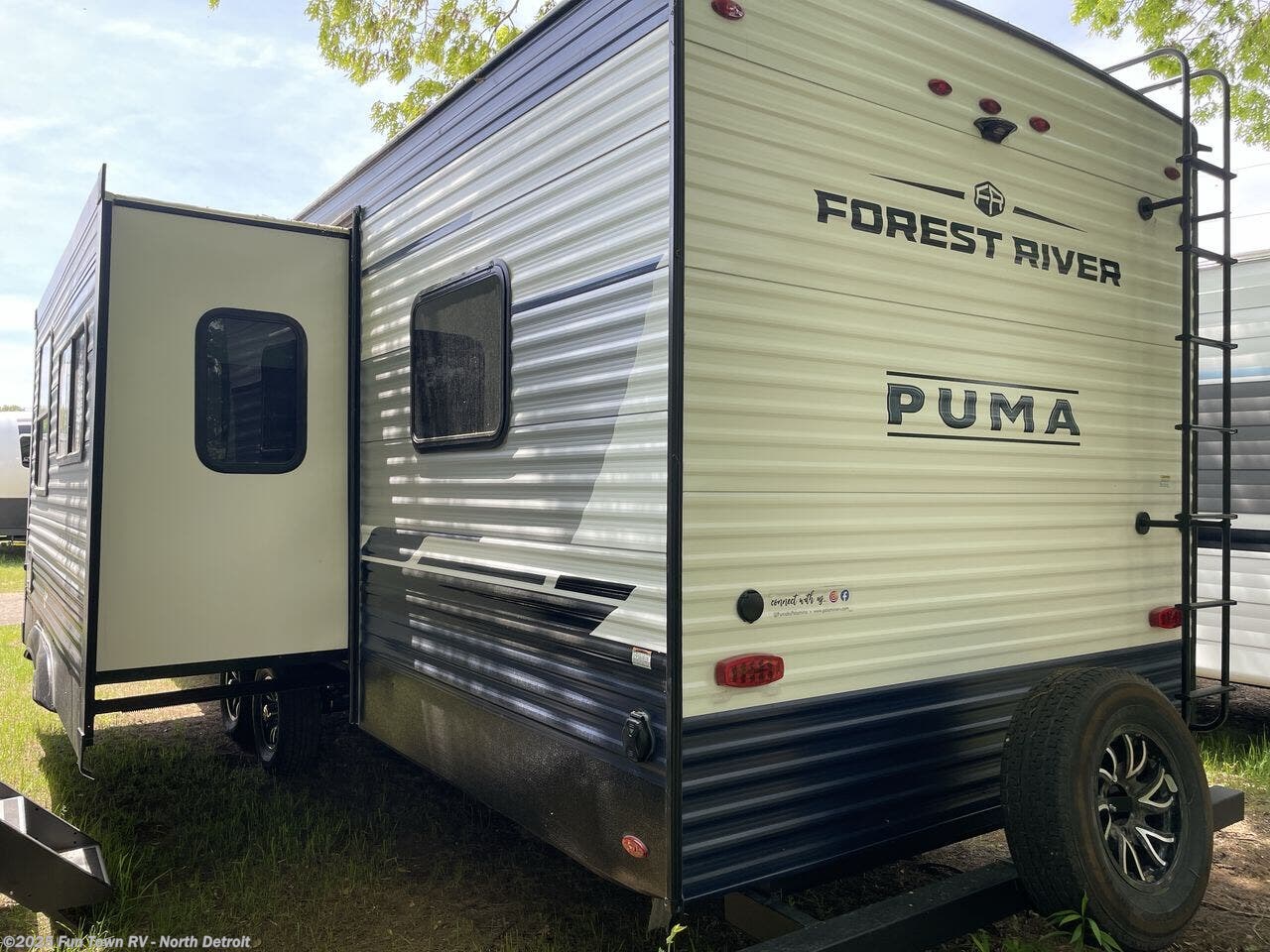 New 2025 Palomino Puma 337BH available in North Branch, Michigan