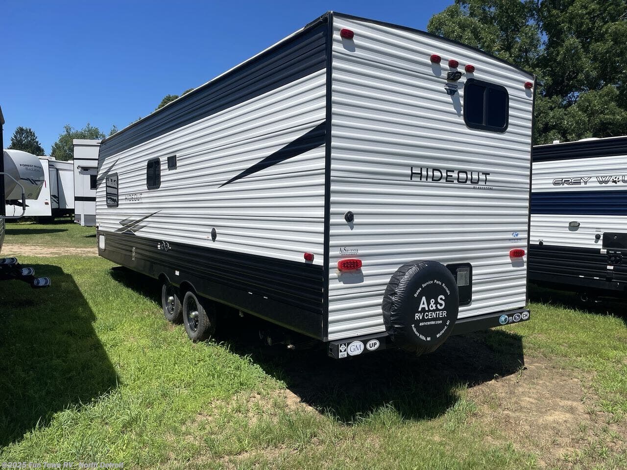 Used 2021 Keystone Hideout 262BH available in North Branch, Michigan