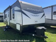 Call now about this 2021 Keystone Hideout 262BH! 2021 Keystone Hideout 262BH - Used Travel Trailer For Sale by Fun Town RV - North Detroit in North Branch, Michigan