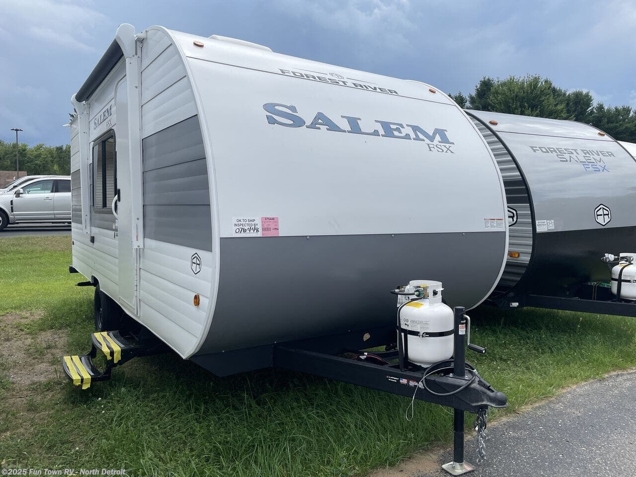 Email now about this 2026 Forest River Salem FSX LIMITED EDITION 174DBLE! New 2026 Forest River Salem FSX LIMITED EDITION 174DBLE available in North Branch, Michigan