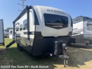 Call now about this 2026 Forest River Rockwood Mini Lite 2205S! 2026 Forest River Rockwood Mini Lite 2205S - New Travel Trailer For Sale by Fun Town RV - North Detroit in North Branch, Michigan