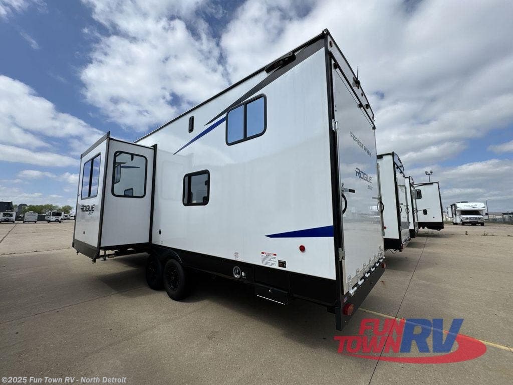 New 2025 Forest River Vengeance Rogue SUT 323SUT available in North Branch, Michigan