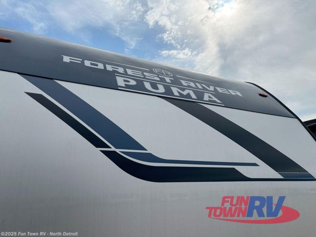Contact us now about this 2025 Palomino Puma 32BH2B! 2025 Puma 32BH2B by Palomino from Fun Town RV - North Detroit in North Branch, Michigan