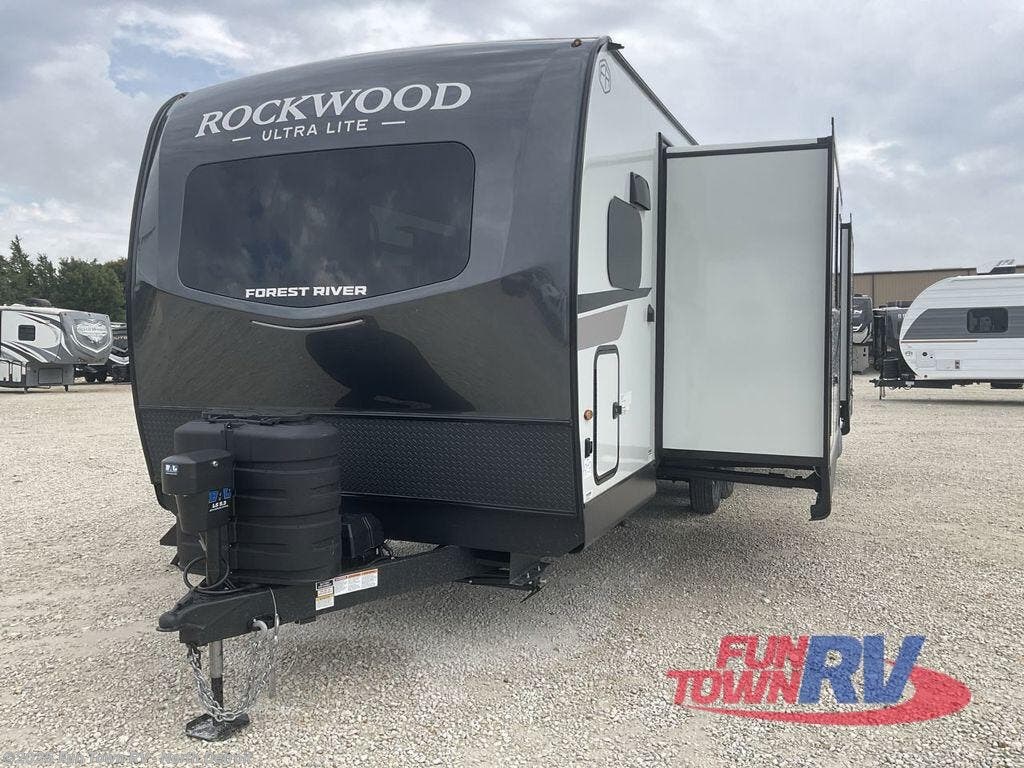 New 2026 Forest River Rockwood Ultra Lite 2619FK available in North Branch, Michigan