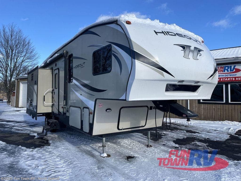 Contact us now about this 2019 Keystone Hideout 299RLDS! 2019 Hideout 299RLDS by Keystone from Fun Town RV - North Detroit in North Branch, Michigan