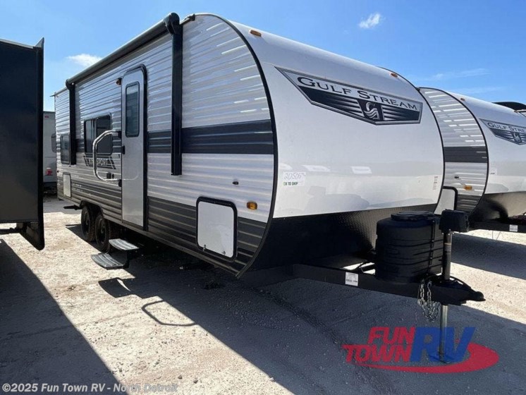 Email now about this 2025 Gulf Stream Kingsport Ultra Lite 248BH! New 2025 Gulf Stream Kingsport Ultra Lite 248BH available in North Branch, Michigan