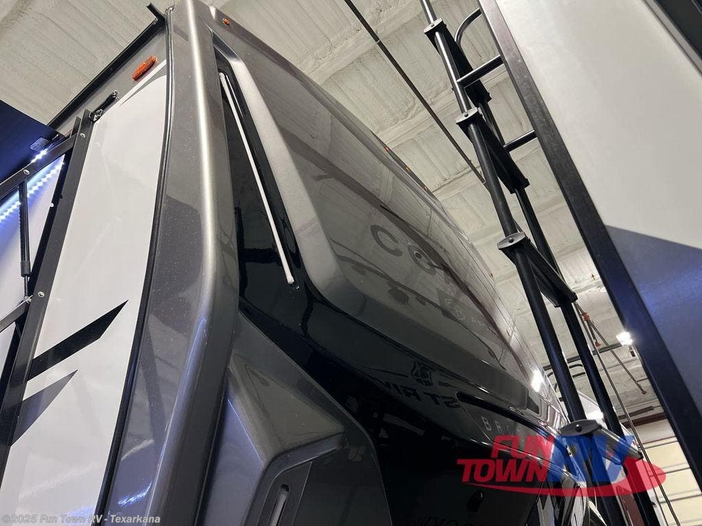 Contact us now about this 2025 Coachmen Brookstone 318RLL! 2025 Brookstone 318RLL by Coachmen from Fun Town RV - Texarkana in Texarkana, Arkansas