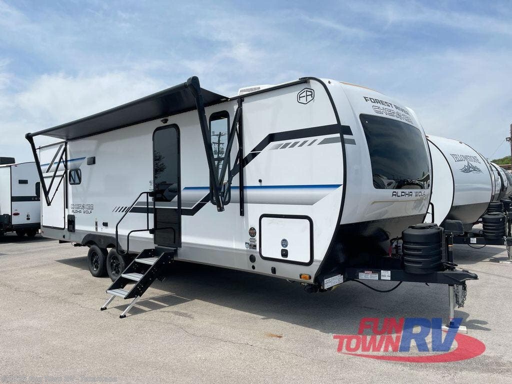 Email now about this 2025 Forest River Cherokee Alpha Wolf 25RB! New 2025 Forest River Cherokee Alpha Wolf 25RB available in Texarkana, Arkansas