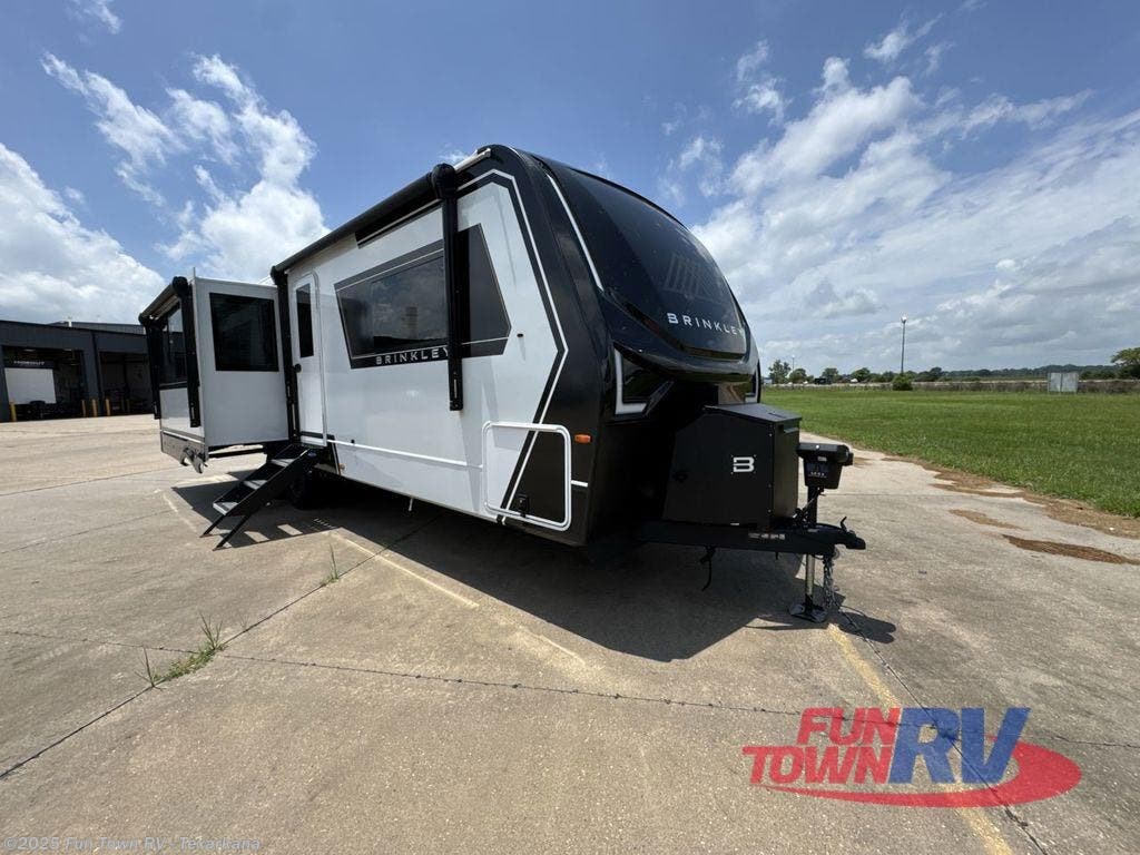 Email now about this 2026 Brinkley RV Model Z AIR 297! New 2026 Brinkley RV Model Z AIR 297 available in Texarkana, Arkansas