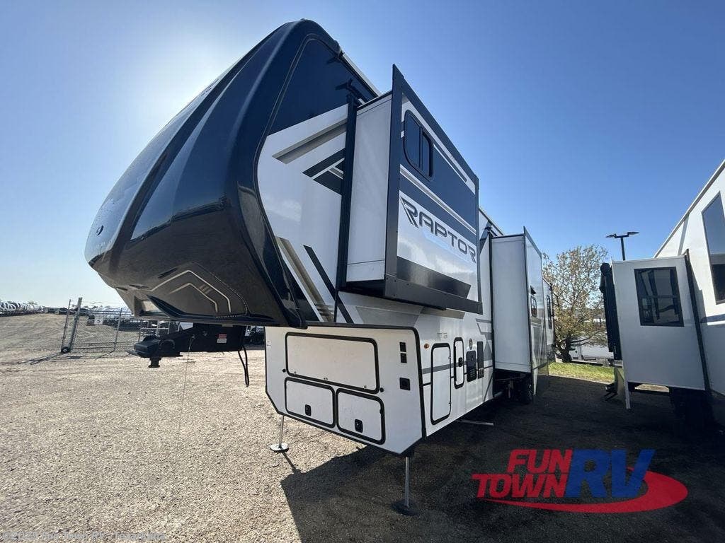 New 2025 Keystone Raptor Carbon Series 398 available in Texarkana, Arkansas