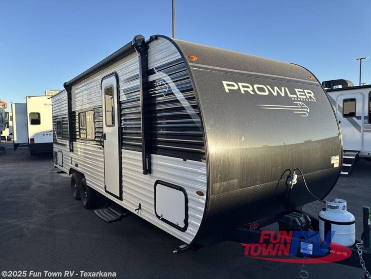Email now about this 2026 Heartland Prowler 2500BH! New 2026 Heartland Prowler 2500BH available in Texarkana, Arkansas
