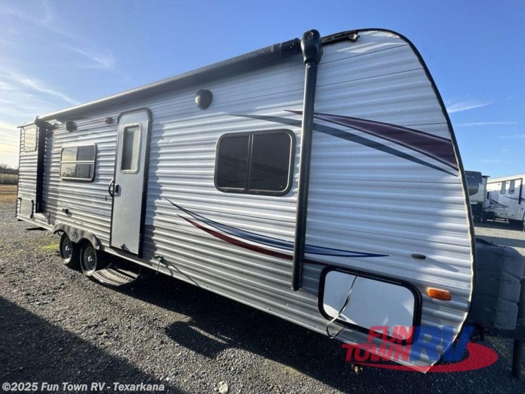 Email now about this 2015 Keystone Summerland 2600TB! Used 2015 Keystone Summerland 2600TB available in Texarkana, Arkansas