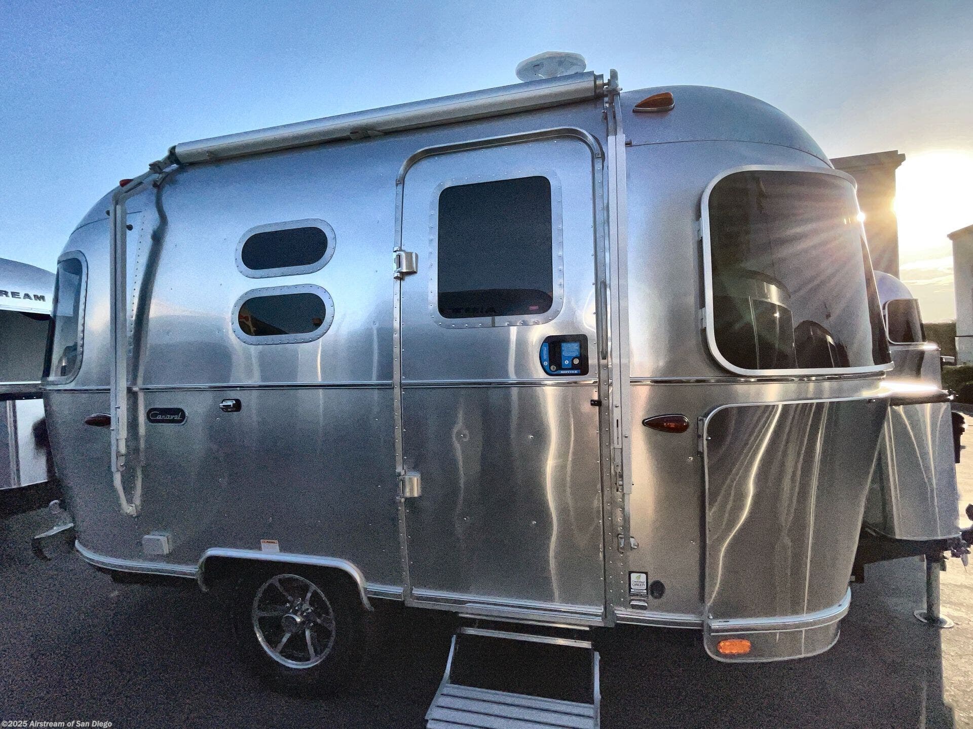 Contact us now about this 2025 Airstream Caravel 16RB! 2025 Caravel 16RB by Airstream from Airstream of San Diego in San Diego, California