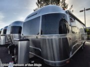 New 2025 Airstream Flying Cloud 27FB Twin available in San Diego, California
