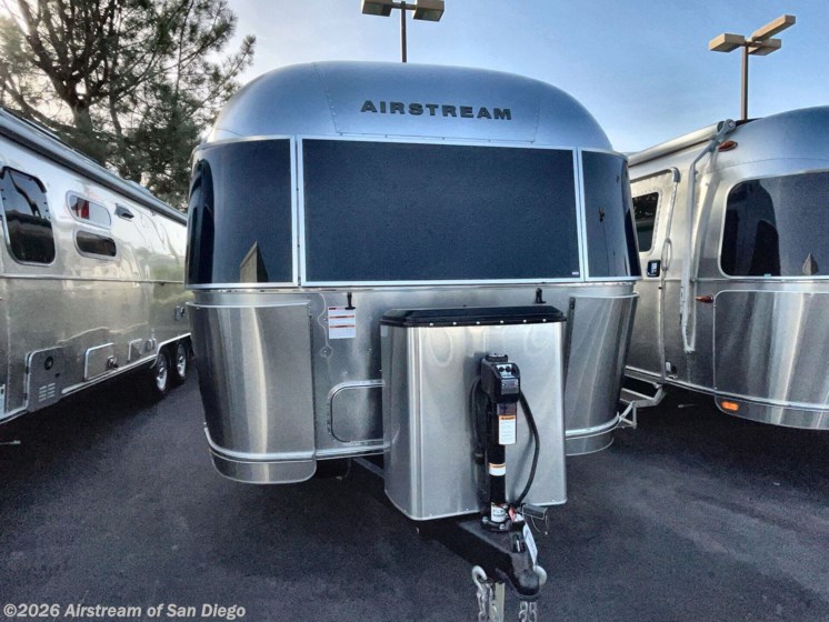 Email now about this 2025 Airstream Flying Cloud 27FB Twin! New 2025 Airstream Flying Cloud 27FB Twin available in San Diego, California