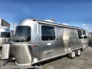 Contact us now about this 2025 Airstream Flying Cloud 25FB Twin! 2025 Flying Cloud 25FB Twin by Airstream from Airstream of San Diego in San Diego, California