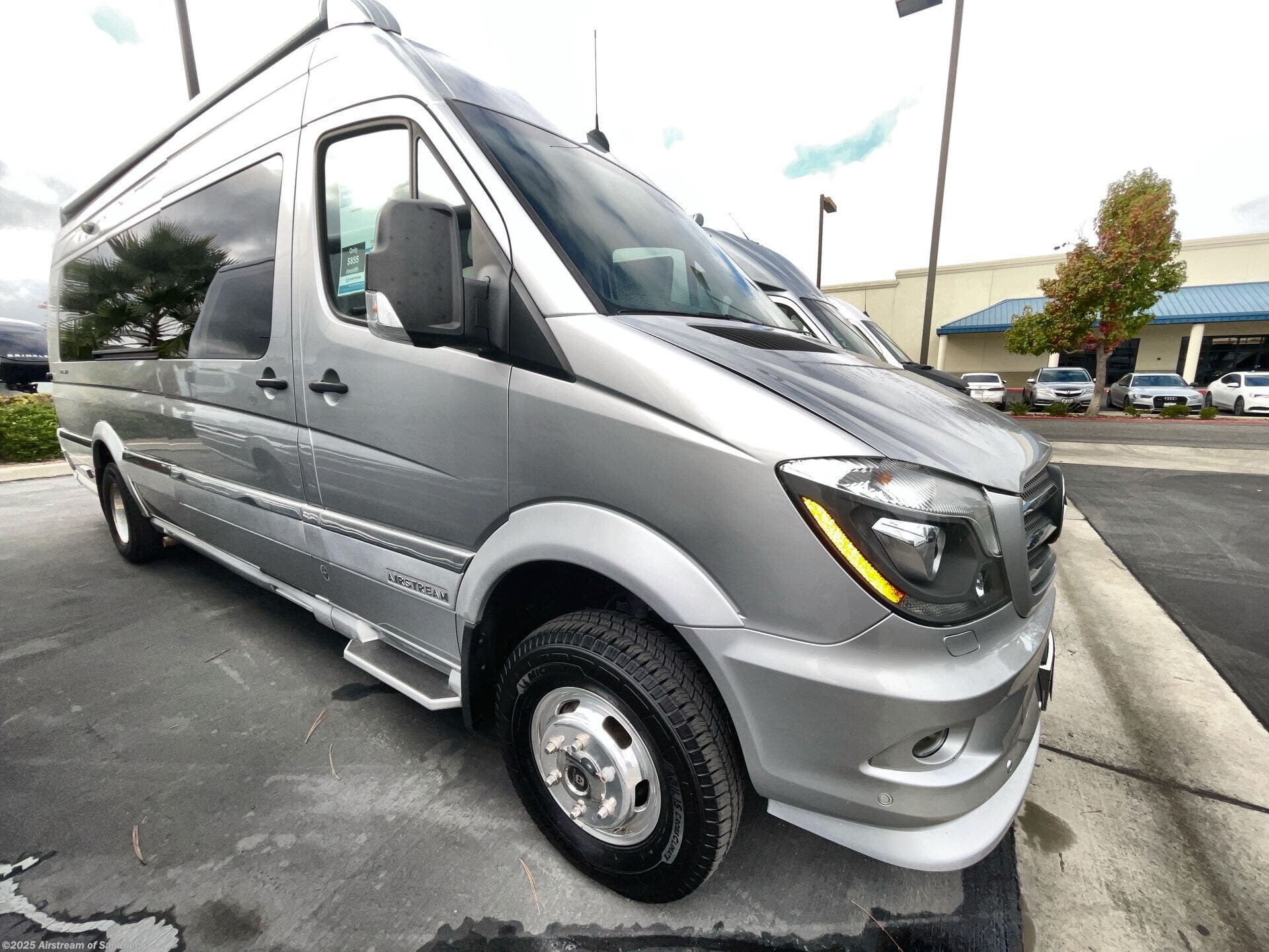 Contact us now about this 2018 Airstream Interstate Lounge EXT Std. Model! 2018 Interstate Lounge EXT Std. Model by Airstream from Airstream of San Diego in San Diego, California