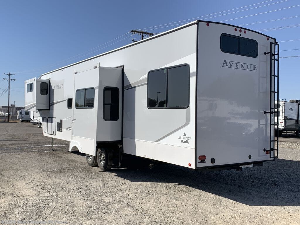 New 2025 Alliance RV Avenue 38DBL available in Pasco, Washington