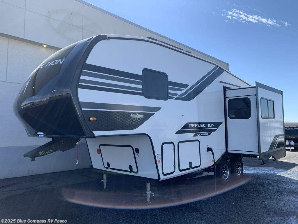 Contact us now about this 2026 Grand Design Reflection 100 Series 22RK! 2026 Reflection 100 Series 22RK by Grand Design from Blue Compass RV Pasco in Pasco, Washington