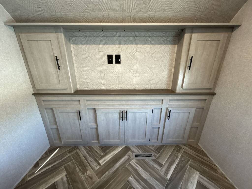 New 2025 CrossRoads Zinger Lite 259FL available in Panama City, Florida