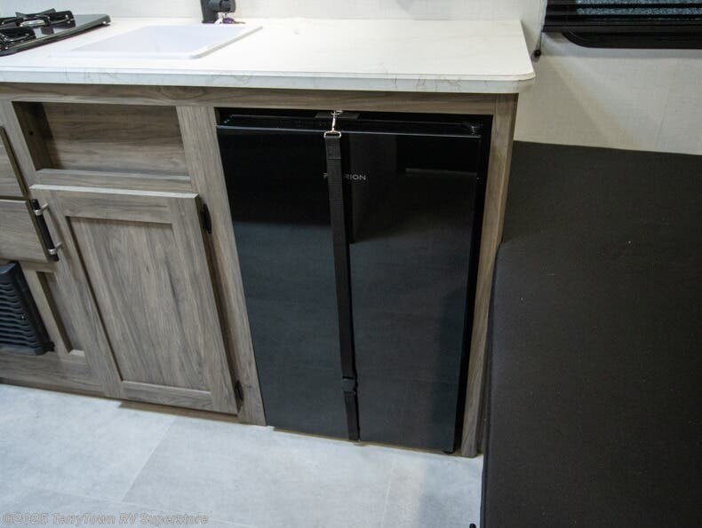 New 2026 CrossRoads Zinger Lite 12BH available in Panama City, Florida