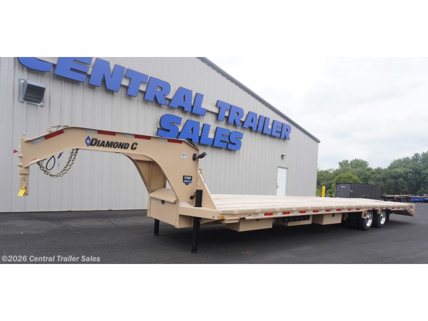 New 2024 Diamond C FMAX212 38ft Gooseneck Deckover available in Jordan, Minnesota