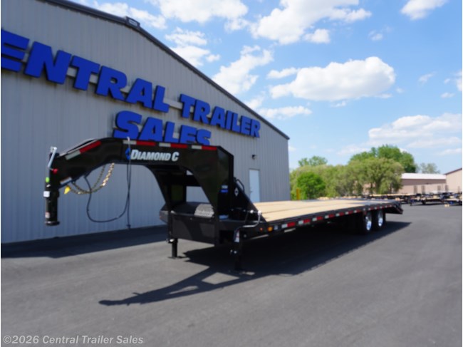 2025 Diamond C FMAX212 32ft Gooseneck Deckover