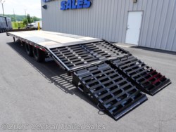 New 2025 Diamond C PX212 32ft Deckover available in Jordan, Minnesota