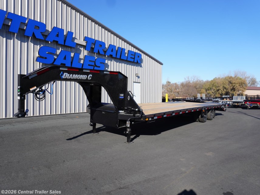 New 2026 Diamond C FMAX210 32ft Gooseneck Deckover available in Jordan, Minnesota