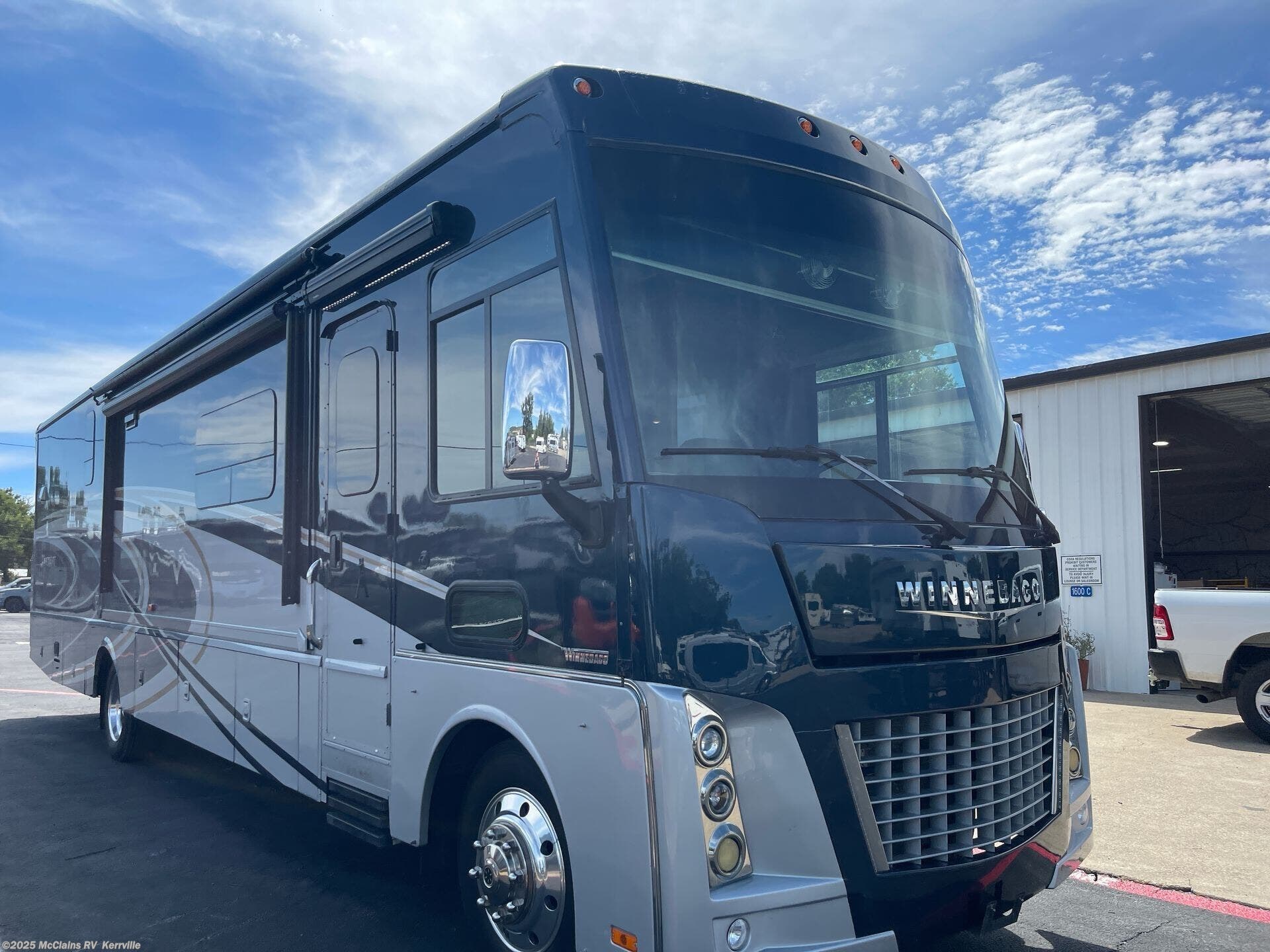 Email now about this 2017 Winnebago Adventurer 38Q! MAIN PHOTO