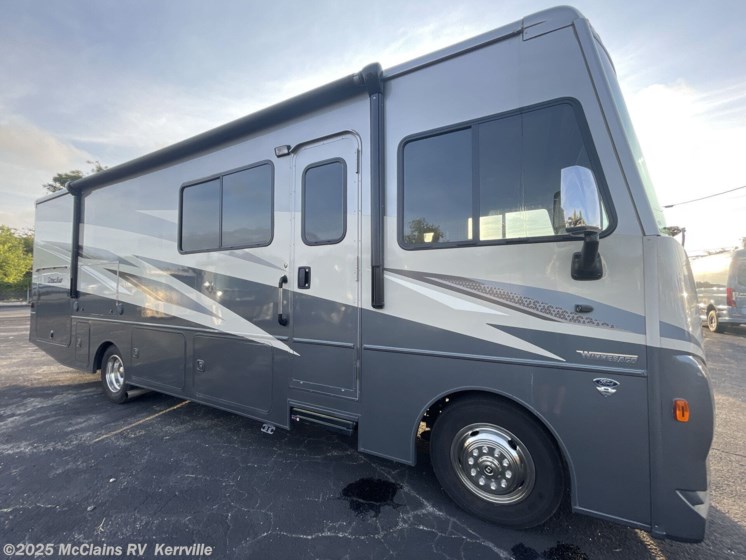 Email now about this 2022 Winnebago Sunstar 29V! MAIN