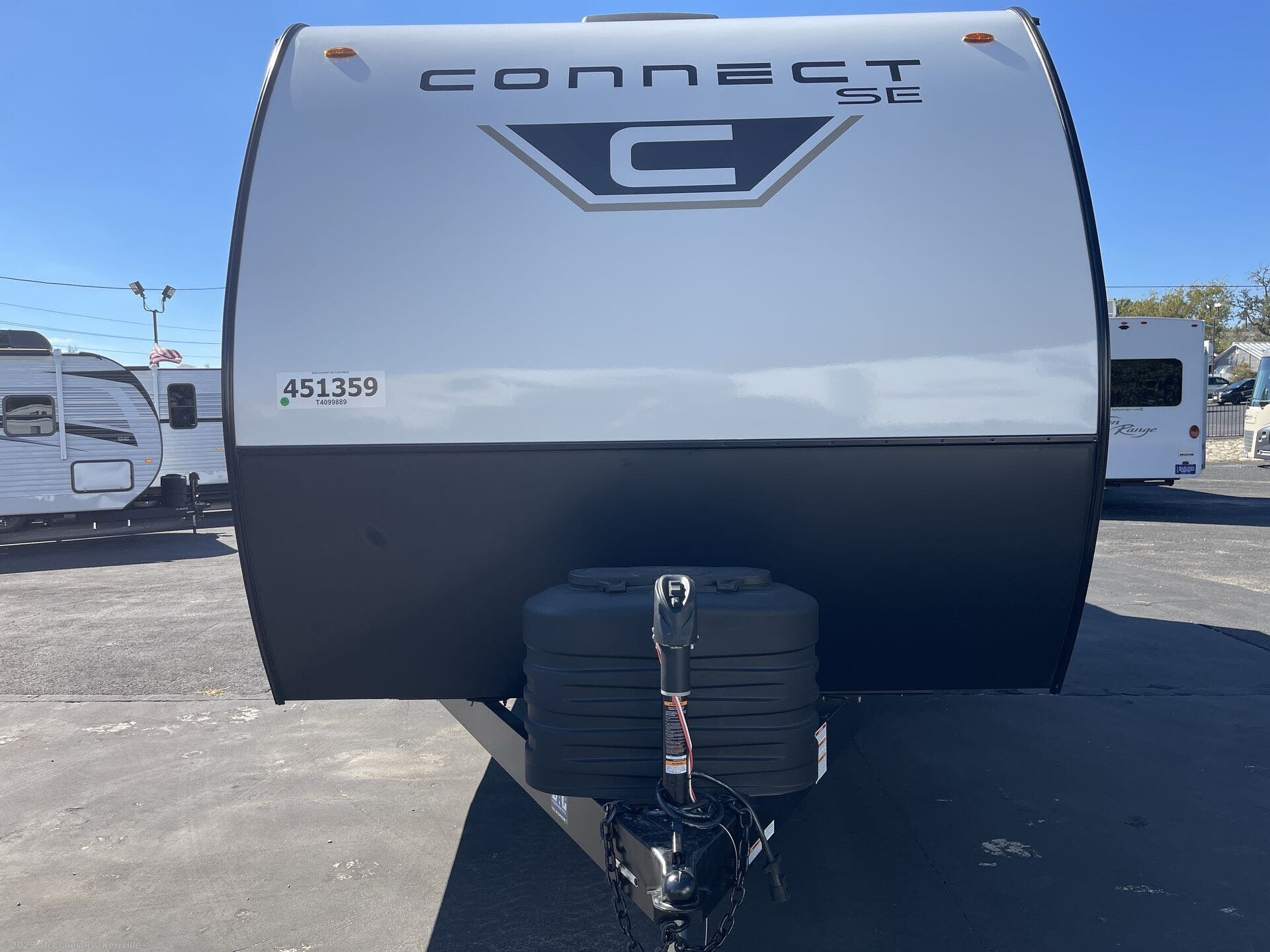 Call now about this 2026 K-Z Connect SE 221RB! 2026 K-Z Connect SE 221RB - New Travel Trailer For Sale by McClains RV in Kerrville, Texas