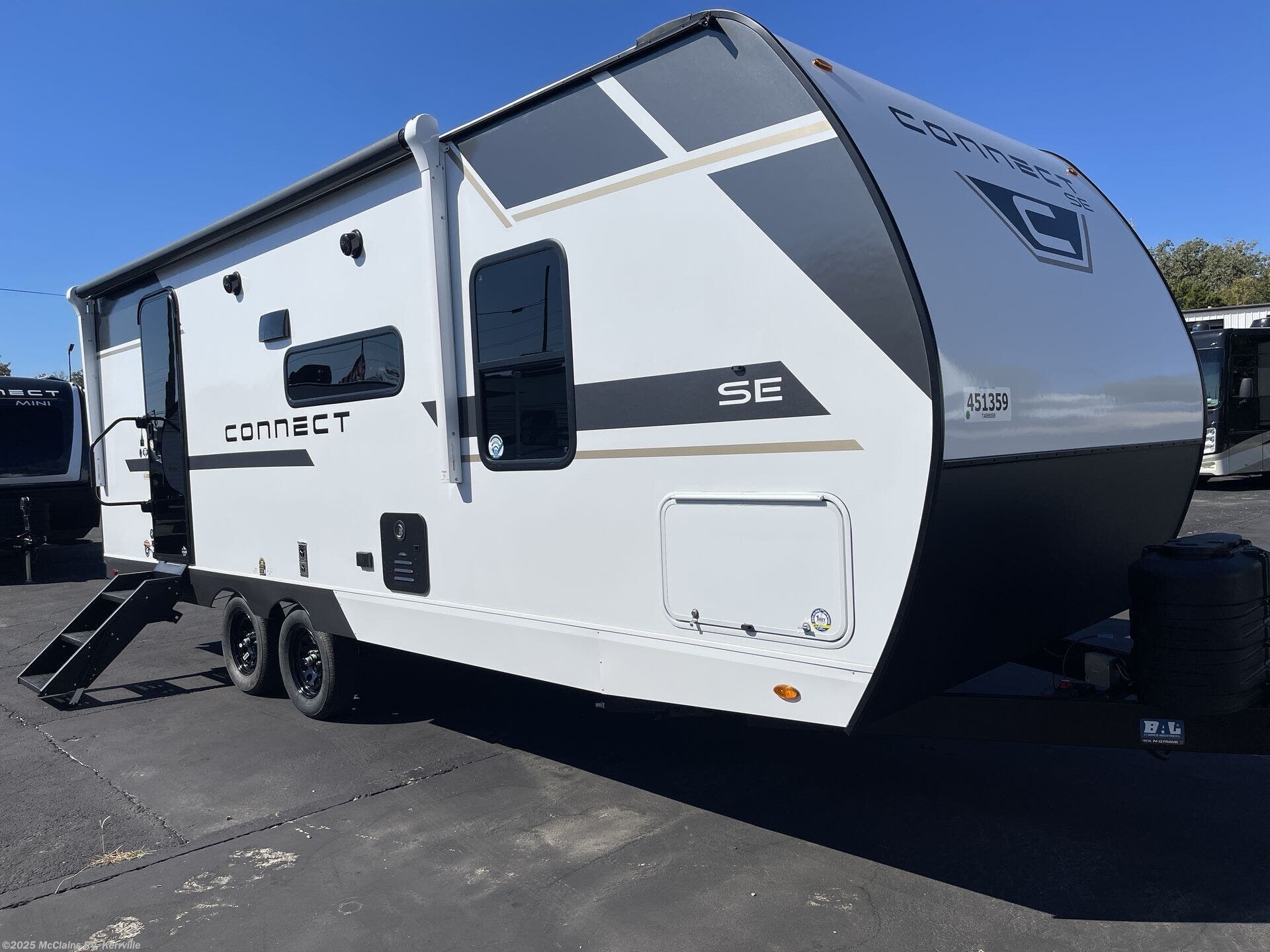 Contact us now about this 2026 K-Z Connect SE 221RB! 2026 Connect SE 221RB by K-Z from McClains RV in Kerrville, Texas