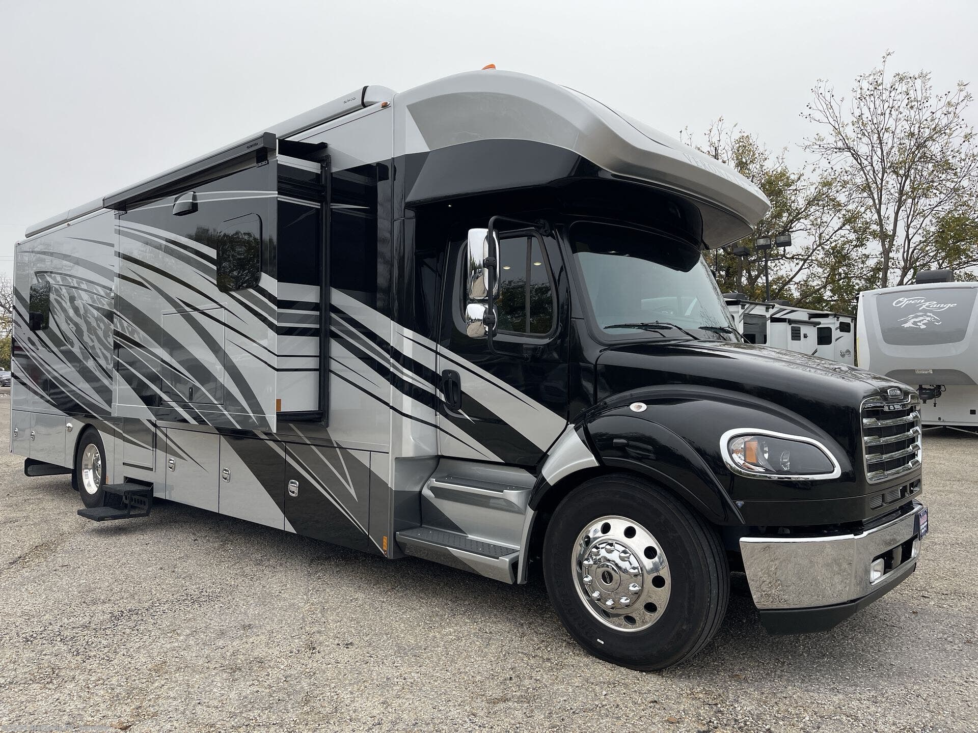 Contact us now about this 2025 Renegade VERONA LE 38LDG! 2025 VERONA LE 38LDG by Renegade from McClains RV in Kerrville, Texas